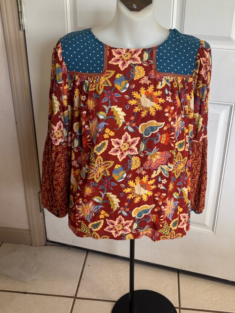 Small Matilda Jane Discontinued Heart to Heart Garden Mums Floral Blouse.EUC!